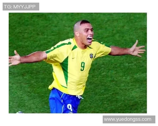 足球明星发型演变历程从经典到时尚的风格变迁与个性展示